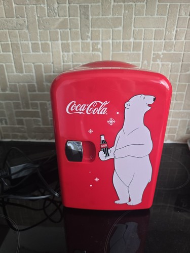 Coca cola mini fridge - coca-cola, polar
