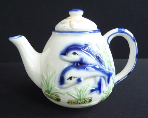 Small novelty teapot - small,