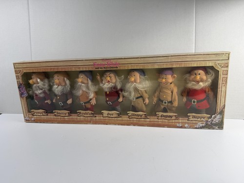 Disney snow white seven - seven, dwarfs