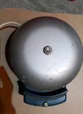 vintage old  fire /alarm wall bell  england  type. mains electric