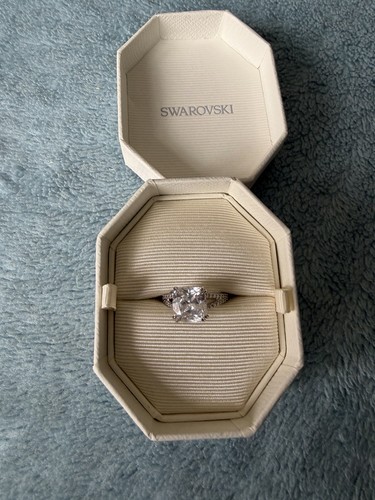 Swarovski stilla cocktail ring - swarovski,