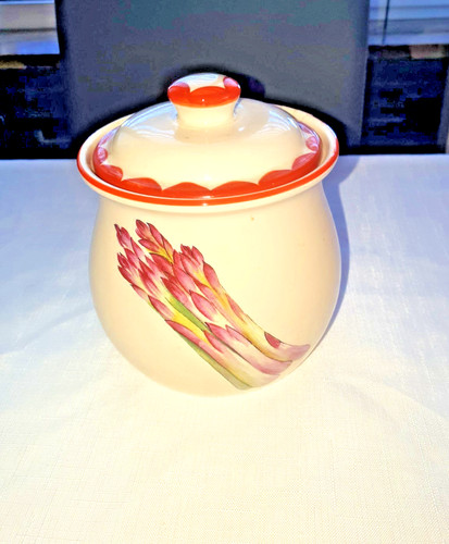 Cloverleaf pottery vegetable - cloverleaf,