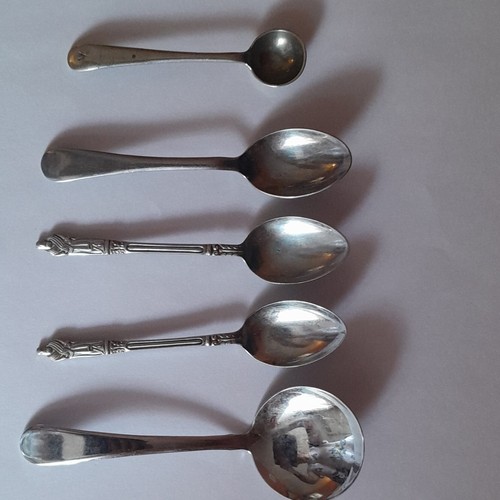 Five vintage spoons made - five,