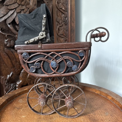 Antique style vtg wicker - style,