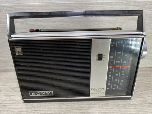 Vintage sony solid - solid, radio
