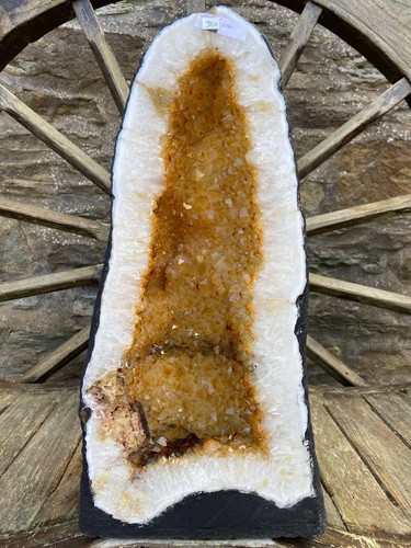 Citrine geode 350 crystal - citrine,