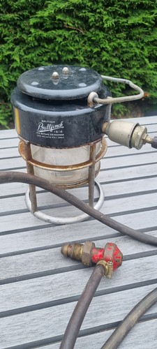 Vintage original bullfinch gas - original,