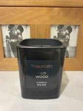 Tom Ford Oud Wood candle 200