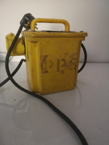 240 primary volts - 240,