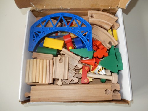 Chad valley wooden piece - chad,