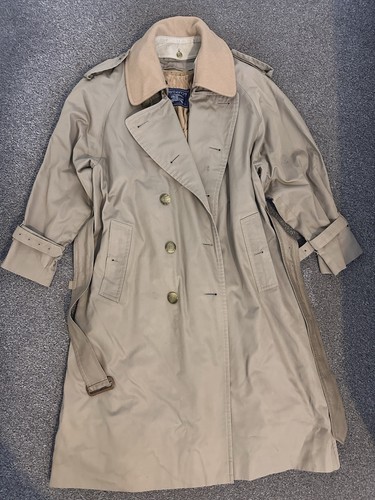 Burberry classic beige trench - classic,
