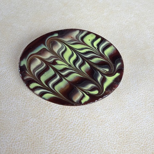 Vintage marbled resin oval - marbled,