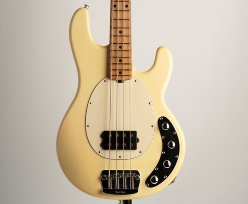 Music man stingray string - music,