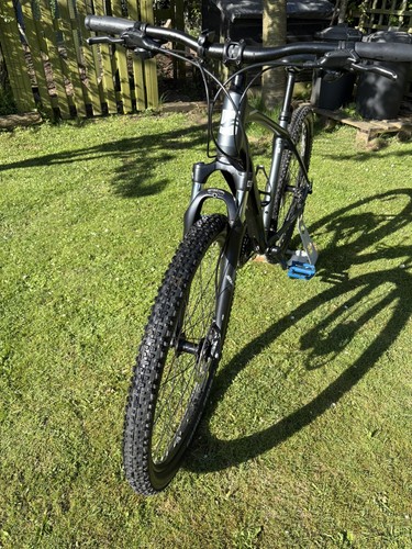 Giant roam hybrid bike with - giant,