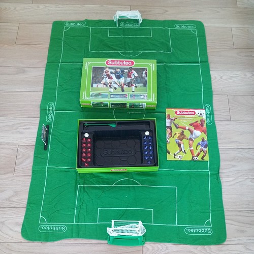 Subbuteo football game - football, 13402