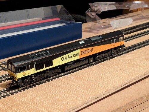 Bachmann 736 class - 32-736, 66