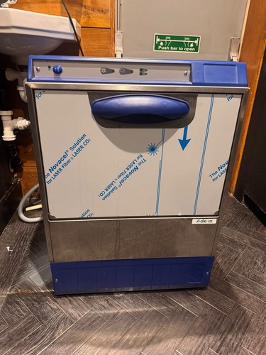 Omniwash glass washer