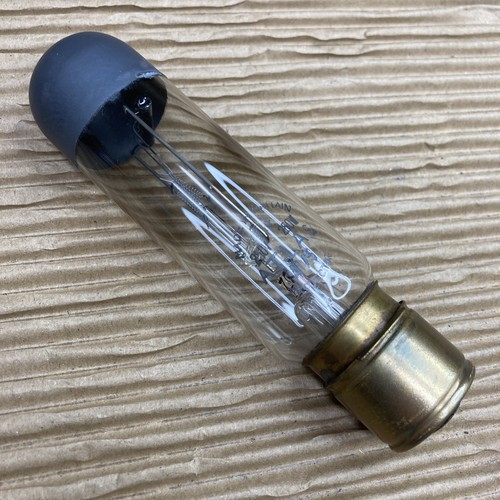 Projector lamp bulb - /,