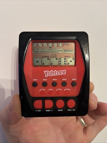 Hasbro yahtzee handheld - hasbro,