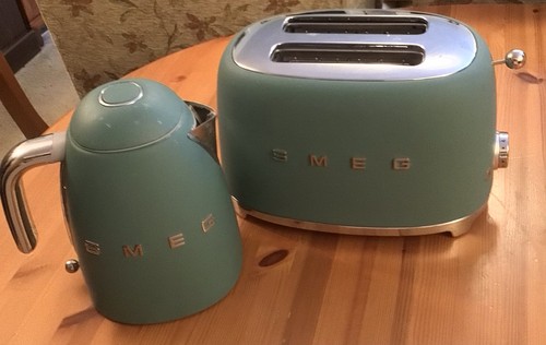 Boxed smeg jug kettle - jug,