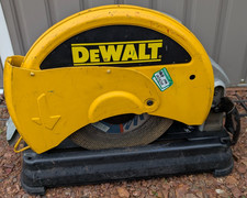 DeWalt DW871L Metal Cutting