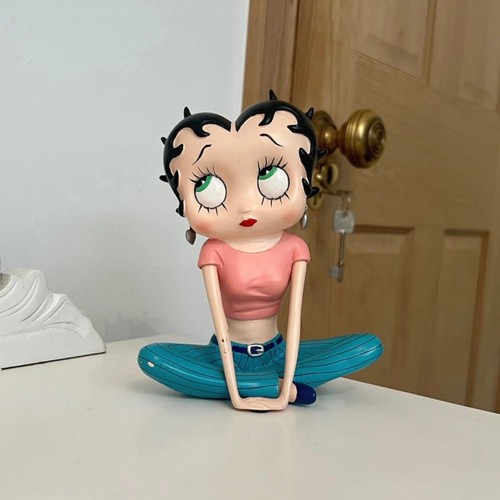 Betty boop sitting - betty,