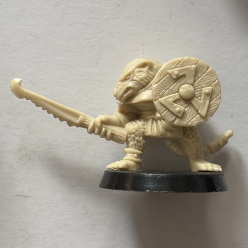 Advanced heroquest figure - advanced,