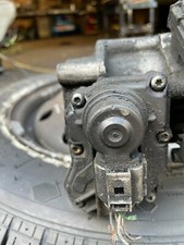 egr valve   2.0 M9R vauxhall