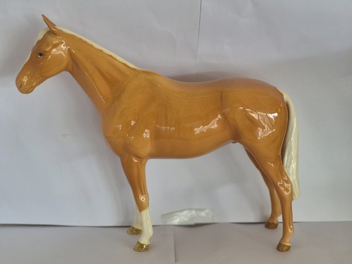 Beswick horse inches tall - horse,