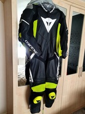 LAGUNA SECA 4 1PC PERFORATED LEATHER SUIT SIZE 40