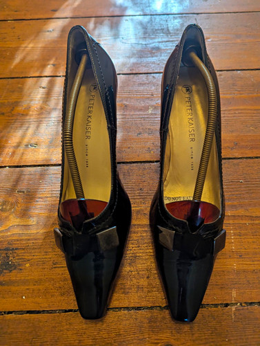 Peter kaiser black - peter, patent