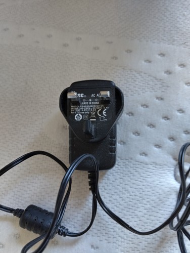 Ktec ksac0500200w1uk plug - ksac0500200w1uk, uk