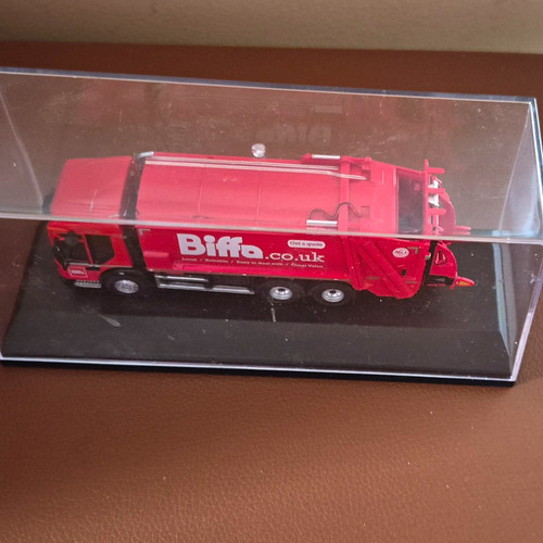 Biffa red black diecast - black,