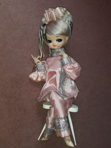 Bradley japanese pose - japanese, doll