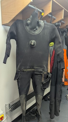 Northern diver drysuit size - diver,
