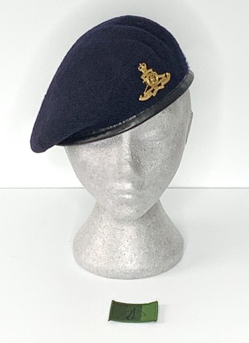 Royal artillery beret badge - royal,