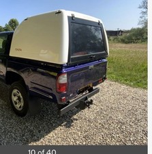 Truck man Top Of A Toyota Hilux 2004 Good Condition