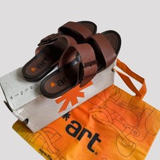 The Art Company Brown Leather