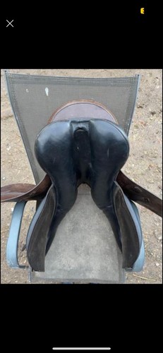 Black country saddle 18 - country, saddle.