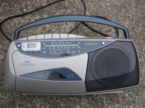 Vintage 1980s roberts radio - 1980s,