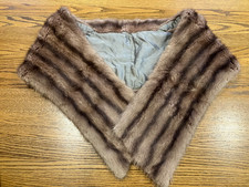 VINTAGE LADIES 1950s REAL FUR