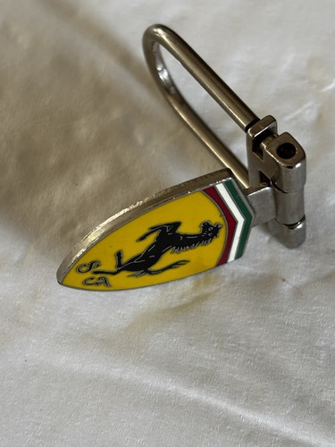 Ferrari keyring - ferrari,