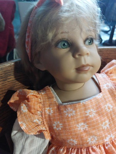 Götz artist doll lison - götz,