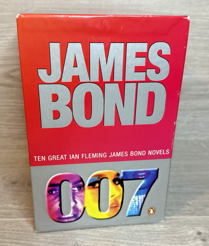 James bond 007 ian fleming - james,