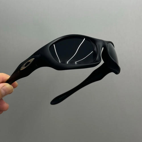 Oakley 00s monster dog - monster,