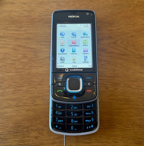 Nokia 6210 navigator - navigator,