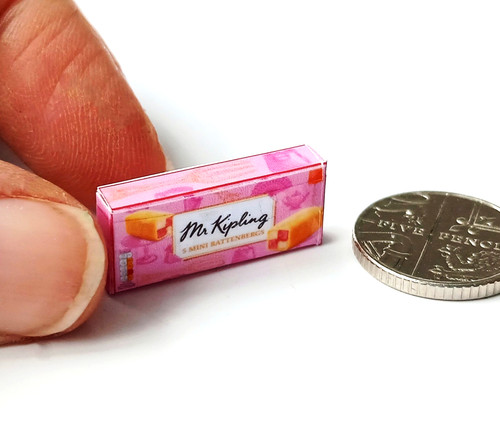 Dolls house miniature - miniature, *