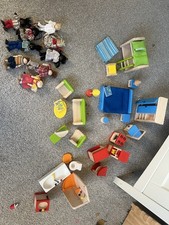 Pintoy John Crane Wooden Doll House Furniture and Family Bundle