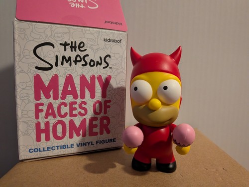 Kidrobot devil homer - kidrobot,