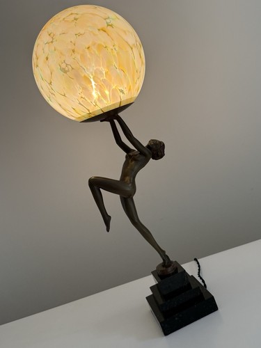 Vintage art deco spelter lamp - vintage,